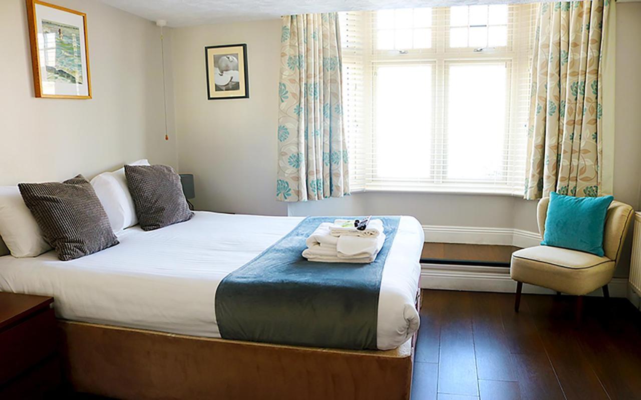 The Oyster Smack Hotell Burnham-on-Crouch Exteriör bild